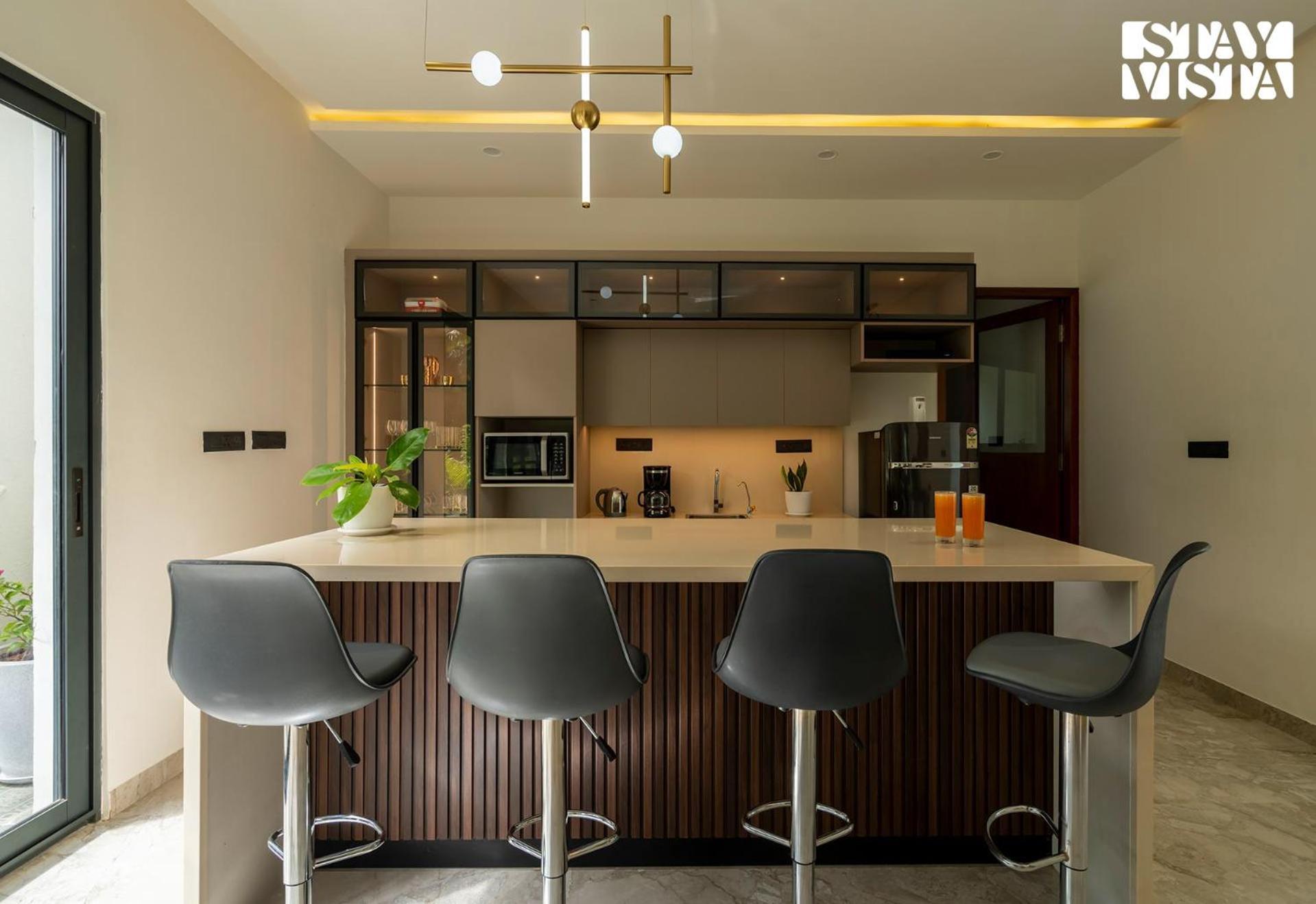 Stayvista At M Villa With Breakfast Included 벵갈루루 외부 사진
