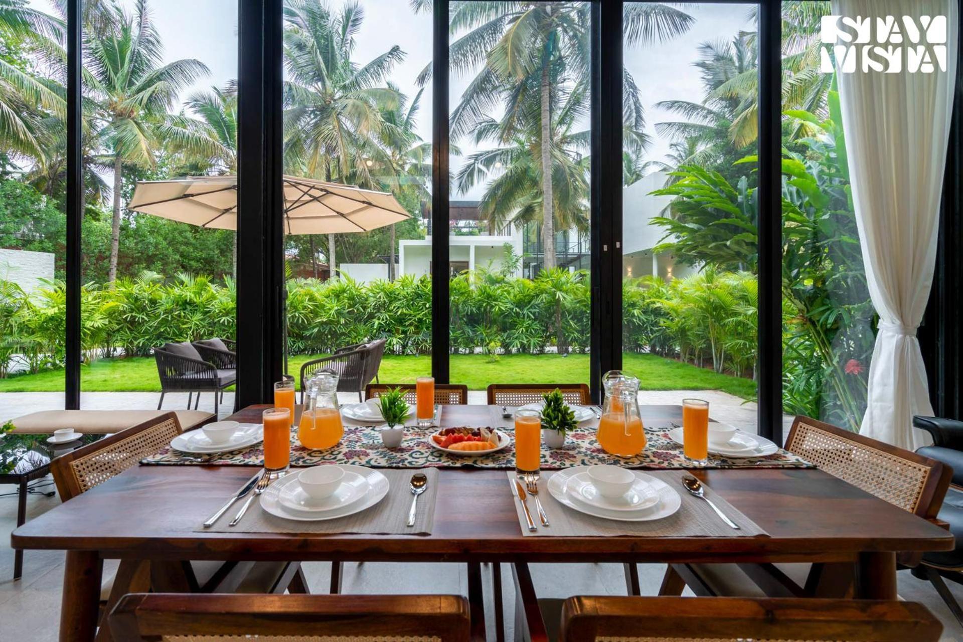Stayvista At M Villa With Breakfast Included 벵갈루루 외부 사진